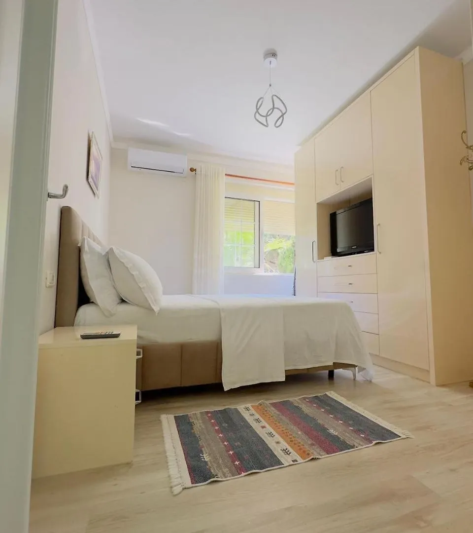 Fiona'S Sea View Apartment Golem   Golem (Tirana)