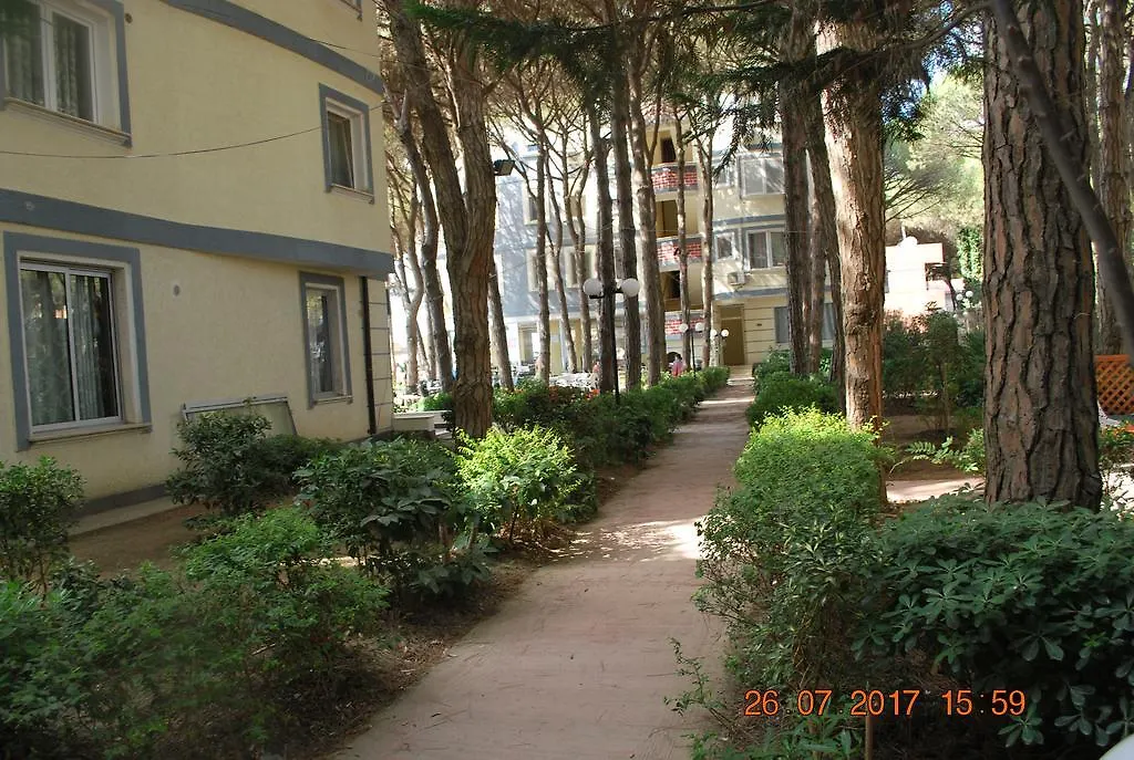 Fiona'S Sea View Apartment Golem  Golem (Tirana)